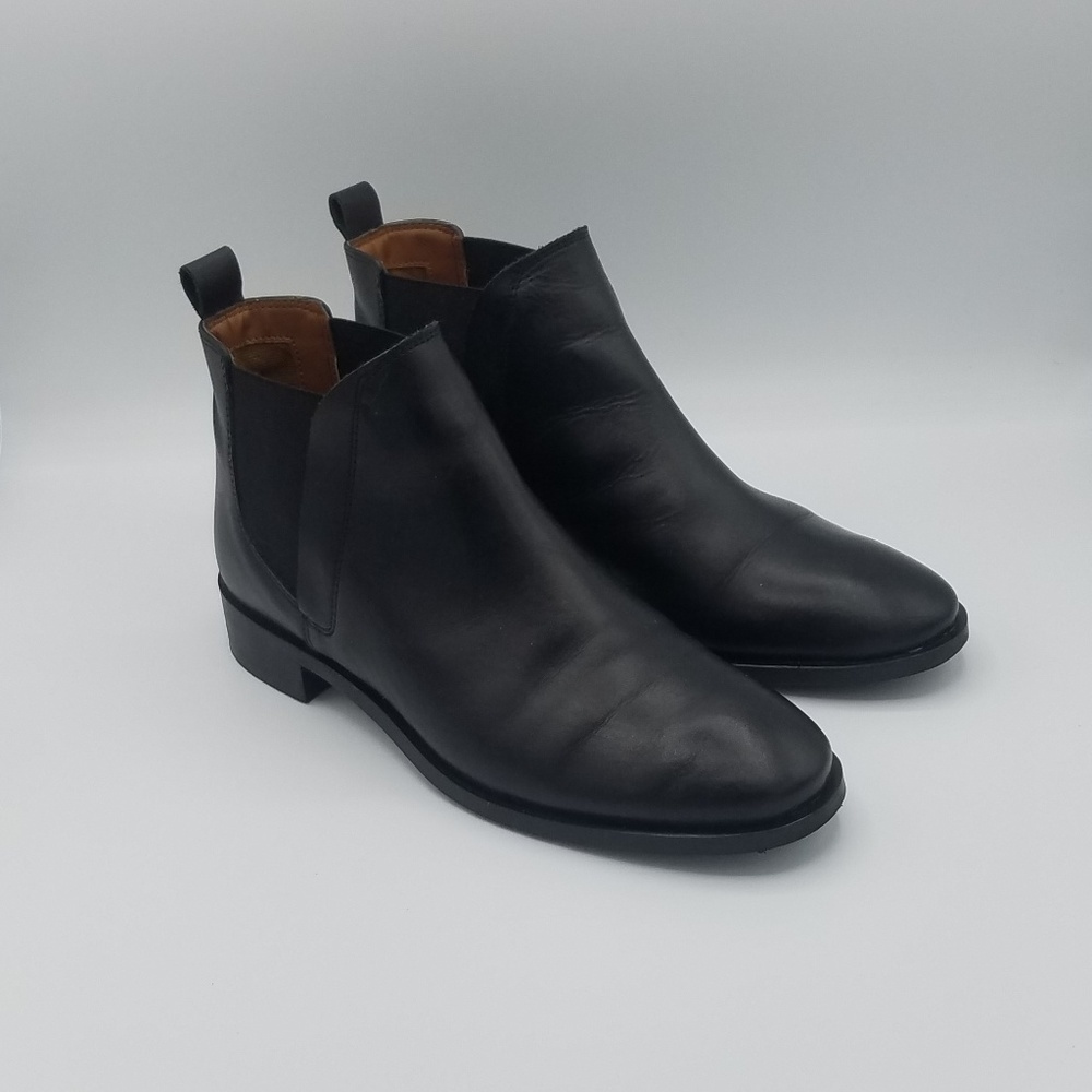 Topshop Black Leather Chelsea Boots Booties Sz 6.5